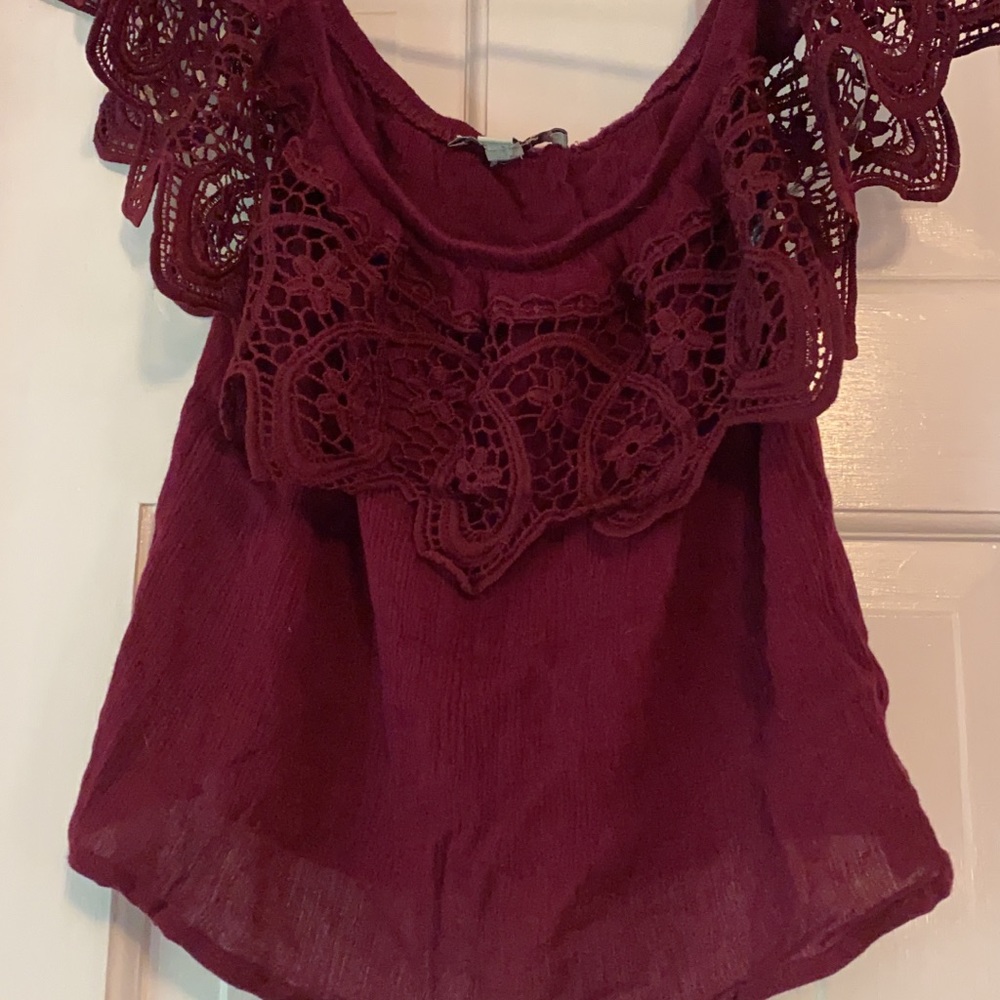 Large off the shoulder crop